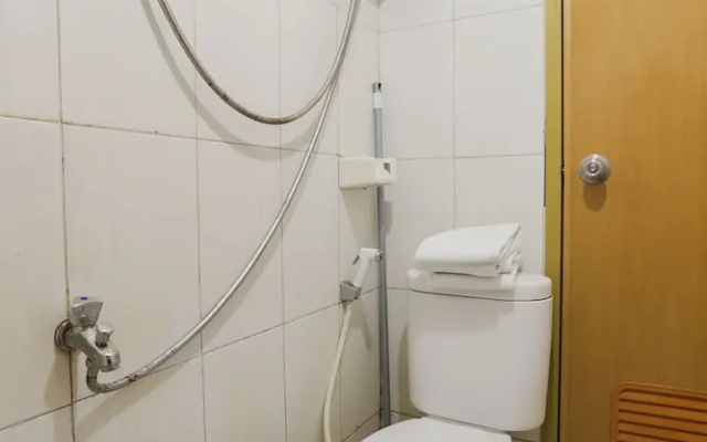 Lauv Room Grand Centerpoint by OYO Rooms