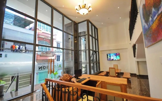 Bao Son Apartment And Hotel
