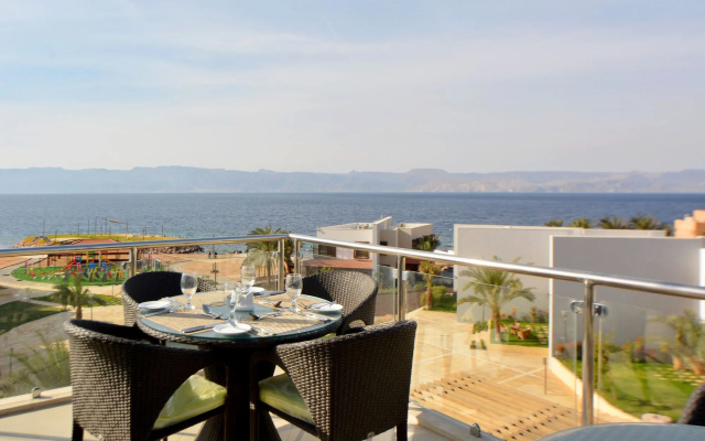 Public Security Hotel & Chalets