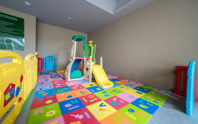 Stylish and Spacious Studio Galeri Ciumbuleuit 3 Apartment