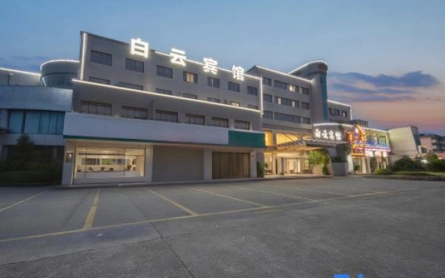 Shaoxing Shangyu Baiyun Hotel