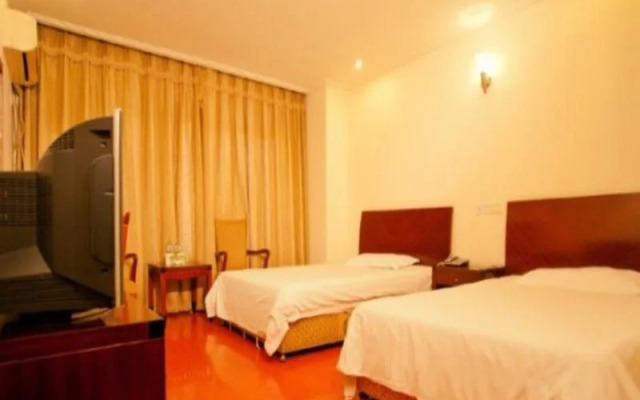 GreenTree Alliance Nanjing HanzhonGMEn Subway Station Hotel