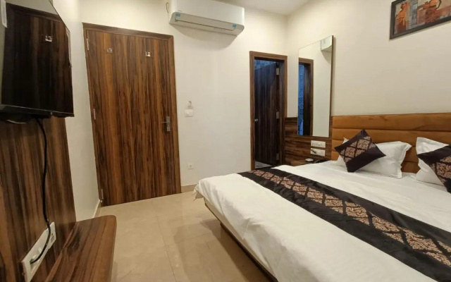 Maruti Group Of Hotels - Vrinda Inn