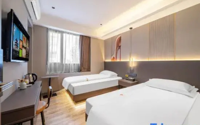 Shanghai Magic House Intelligent Hotel (Baoshan Hulin Road Branch)
