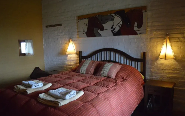 El Galope Horse Farm & Hostel