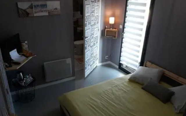 Chambre 150m des plage