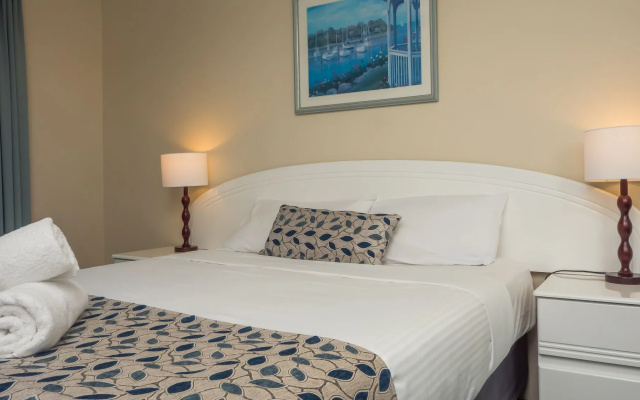 Montana Palms Resort