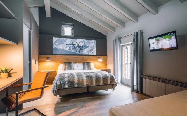 Intrepid Hotel Rural - Adults Only