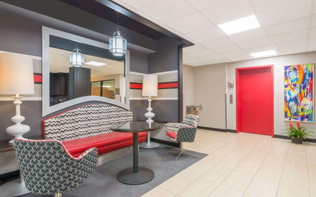 Ramada by Wyndham Catlettsburg/Ashland