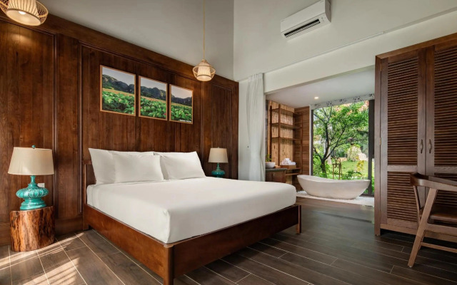 Bai Dinh Riverside Resort & Spa