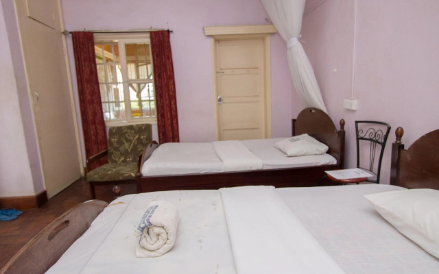 New East View Hotel