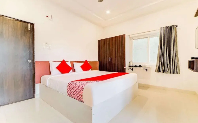 Airport Palace Hotel by OYO Rooms