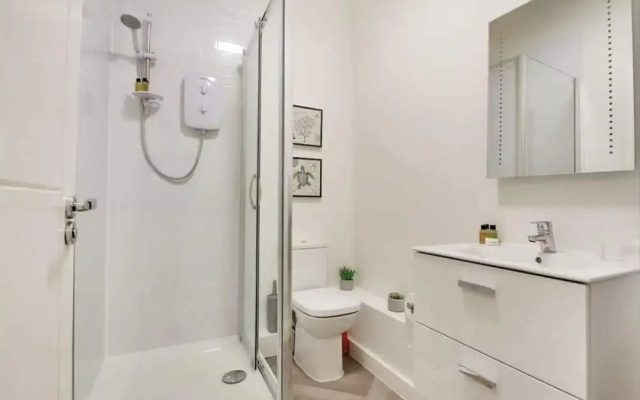 Stylish Large 1-bed Apartment in Tunbridge Wells