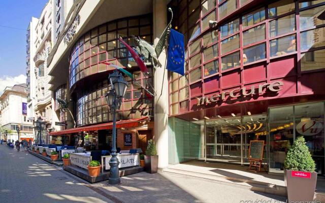 Отель Mercure Budapest City Center вид на фасад