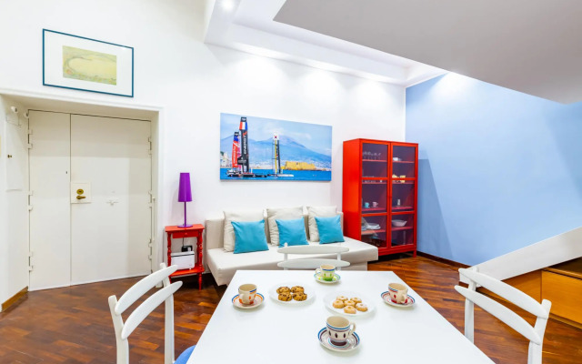 Mezzanine Studio in Mergellina by Wonderful Italy