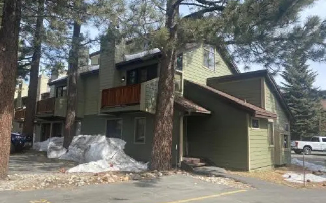 Mammoth Sierra Townhomes #11
