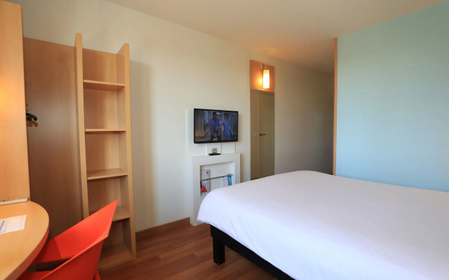 ibis Aurillac