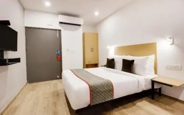 OYO 74355 Oyo Townhouse 252 Rcc Prime