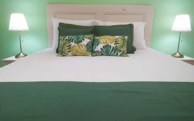 Casa c/ Piscina e Terraço em Faromystay