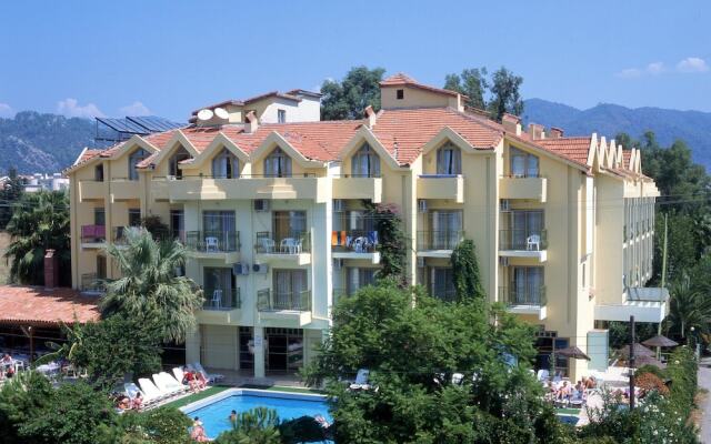 Sinem Hotel & Apart вид на фасад