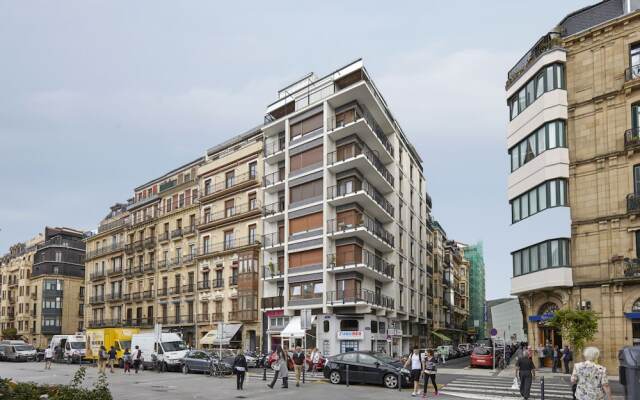 Апартаменты Oteiza Apartment by FeelFree Rentals вид на фасад