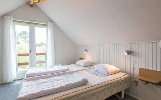 Cozy Holiday Home in FanÃ¸ near Sea