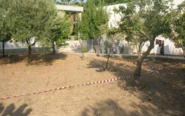 Frescura Tra i Carrubi