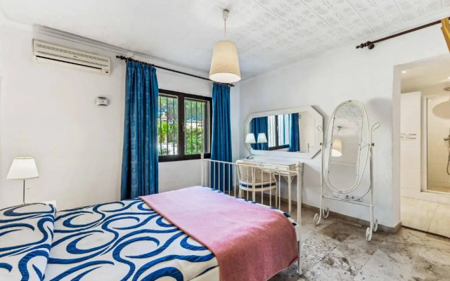 Villa Flores