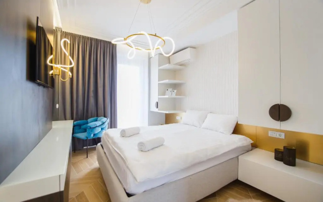 Exquisite Experience at EAS Residence