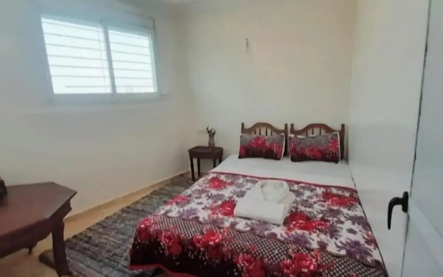 2 km from  fes airport