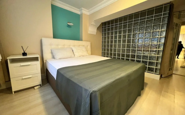 Modern Apartment Near Osmanbey Metro Station