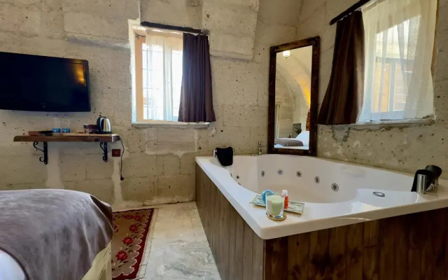 Almula Cave Hotel