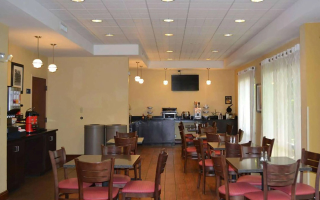 Days Inn by Wyndham Laurel MS