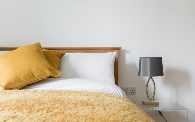 Отель Platinum Apartments Next to Victoria Station 9981 Великобритания, Лондон - отзывы, цены и фото номеров - забронировать отель Platinum Apartments Next to Victoria Station 9981 онлайн вид на фасад