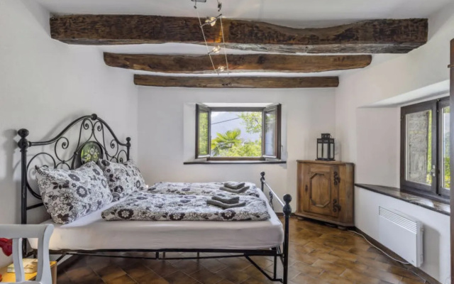 House Rosa Agarone