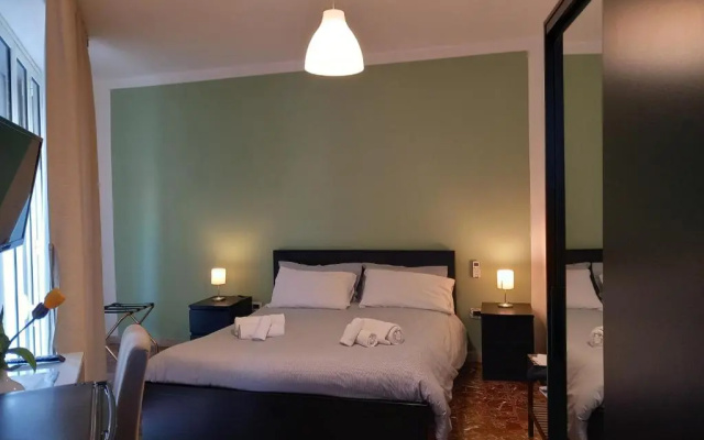 A due Passi Dal Centro