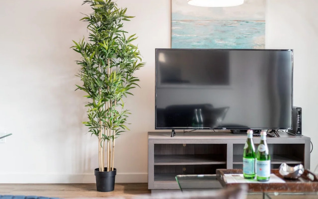 East Village Condos by Barsala