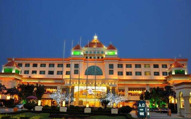 Metropolitan Yijing Hotel - Dongguan вид на фасад