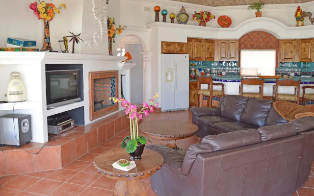 Marbrisa De Cortez 5 Bedroom Home