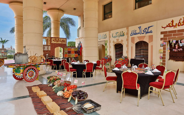 Курортный отель Hilton Pyramids Golf