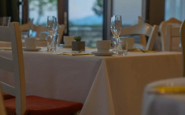 Отель Elaton by Doukas Grand Resort
