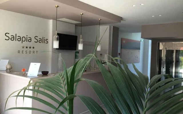 Salapia Salis Resort