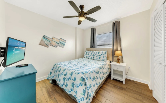 Seaside Beach & Racquet 5614