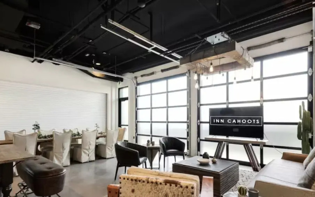 Inn Cahoots