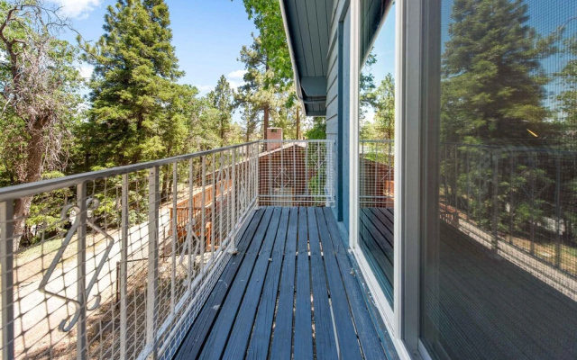 102 - Blue Cozy Cabin
