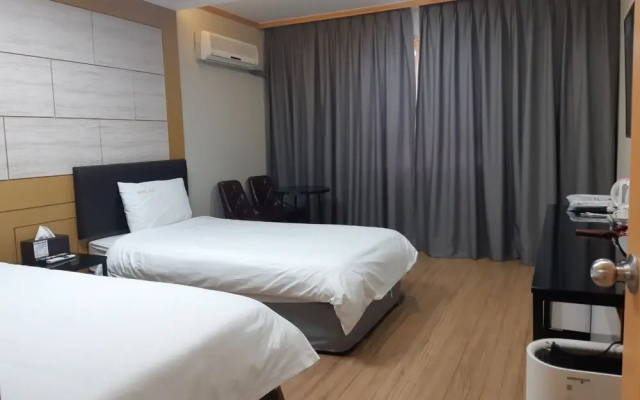 Gangneung Central