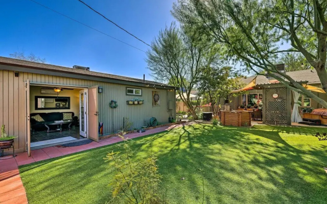 Phoenix Vacation Rental: 2 Mi to Downtown