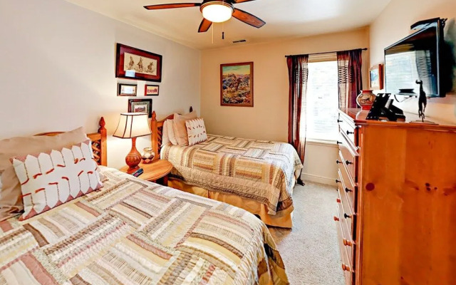Woodside Unit #3B - 3 Br Condo