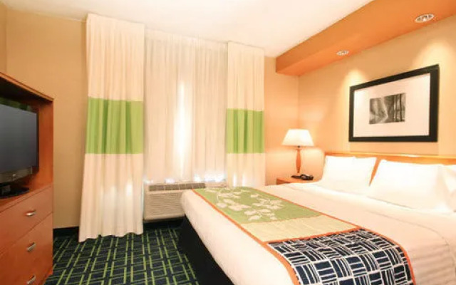 Fairfield Inn & Suites Woodbridge