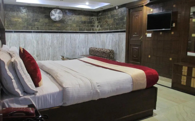 Hotel Luxmount